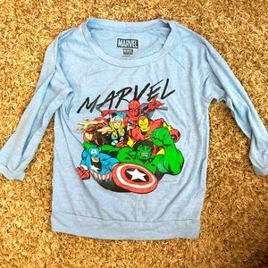 #217 EUC Marvel 3/4 sleeve top size small
